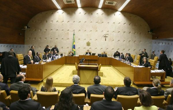 'Julgamento do Mensalão pode ser uma caixinha de surpresas', avalia Adriano Borges