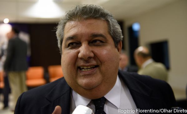 Paulo Prado volta a esclarecer legalidade das cartas de crdito e reitera disposio com CPI